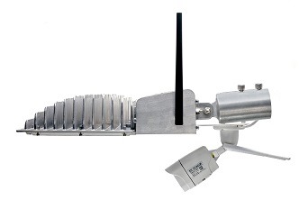 Luminaria tarkus con telegestión y cámara de vigilancia